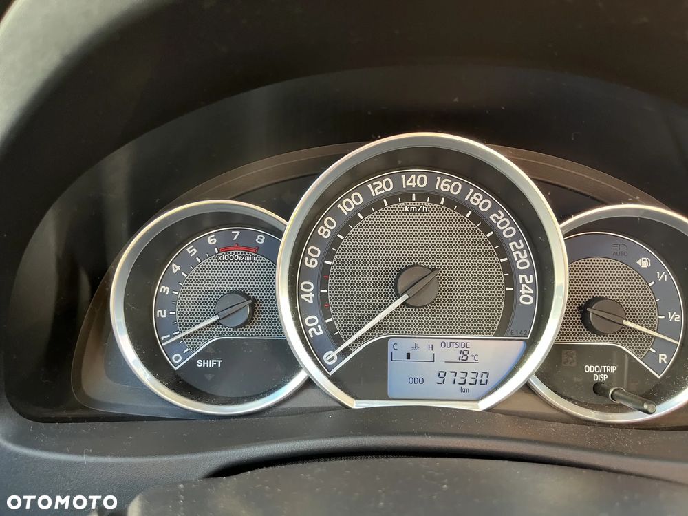 Toyota Auris 1.33 Dual-VVT-i Comfort - 17