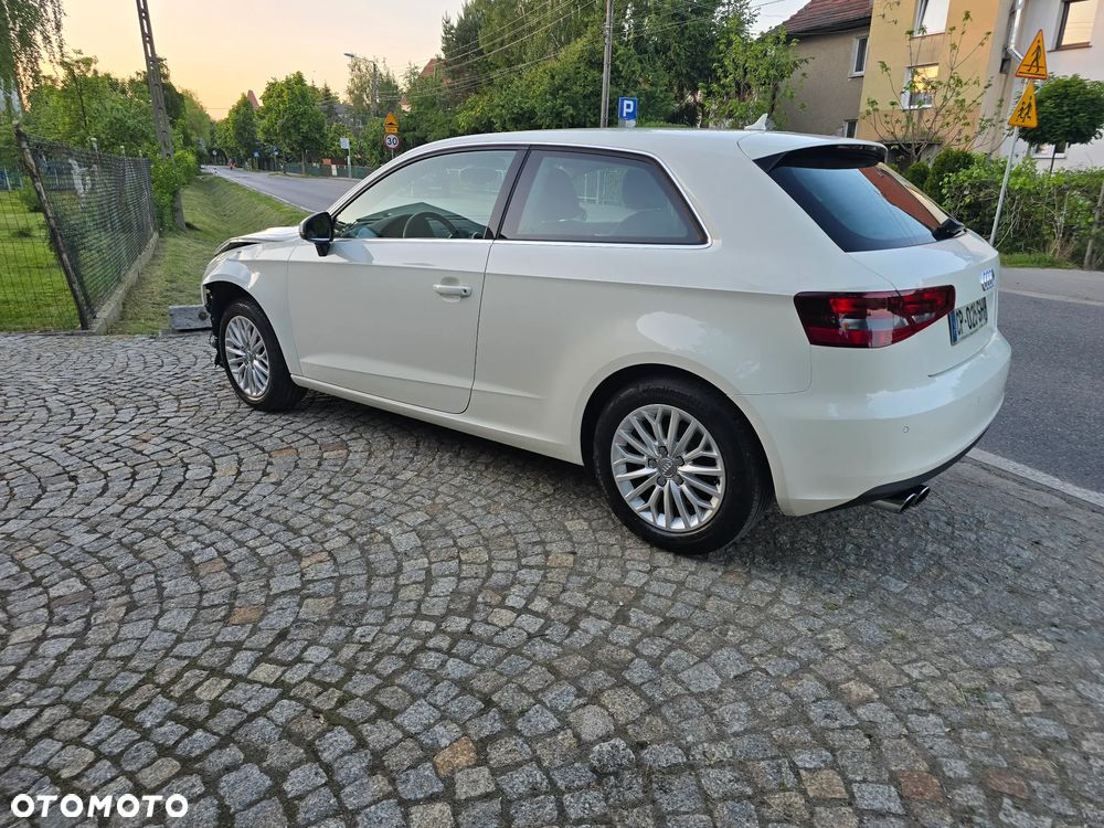 Audi A3 3-drzwiowe 1.4T FSI Attraction - 5