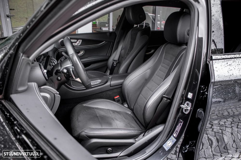 Mercedes-Benz E 300 e AMG Line - 32