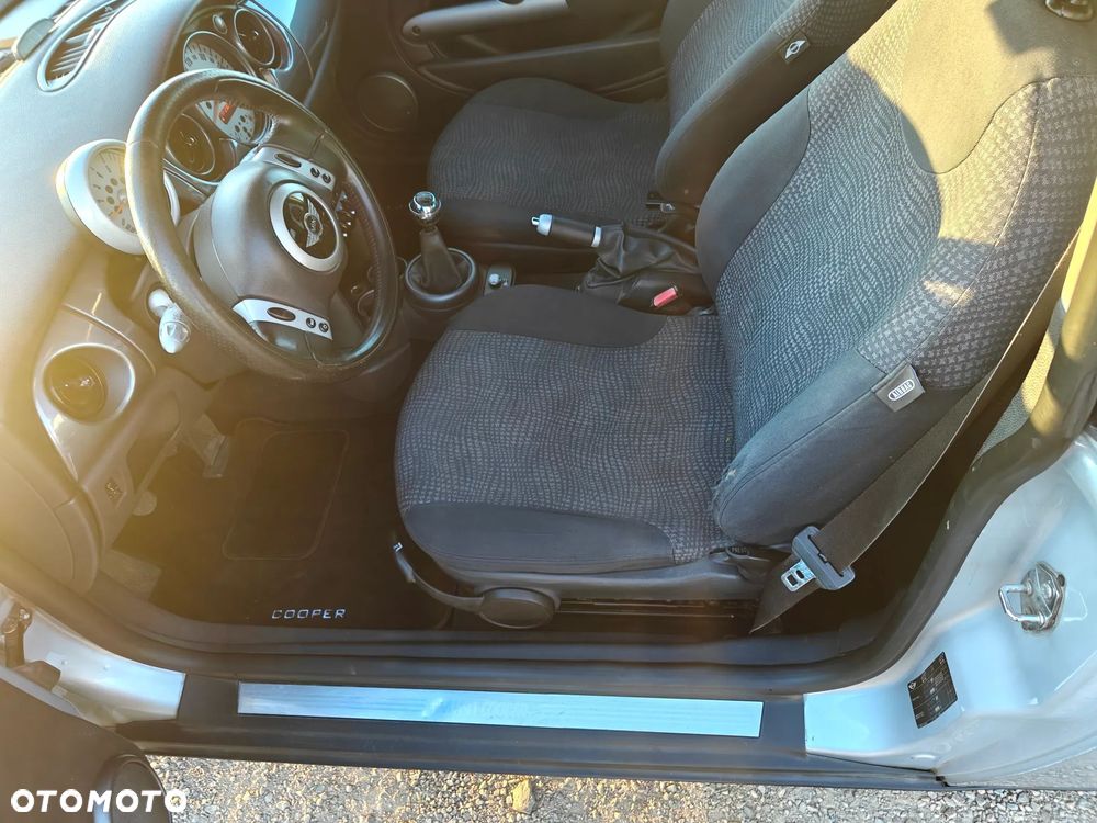 MINI Cooper Standard - 6