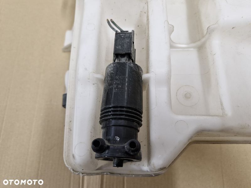 VOLVO V40 2 II ZBIORNIK ZBIORNICZEK PŁYNU DO SPRYSKIWACZY 31391616 - 5