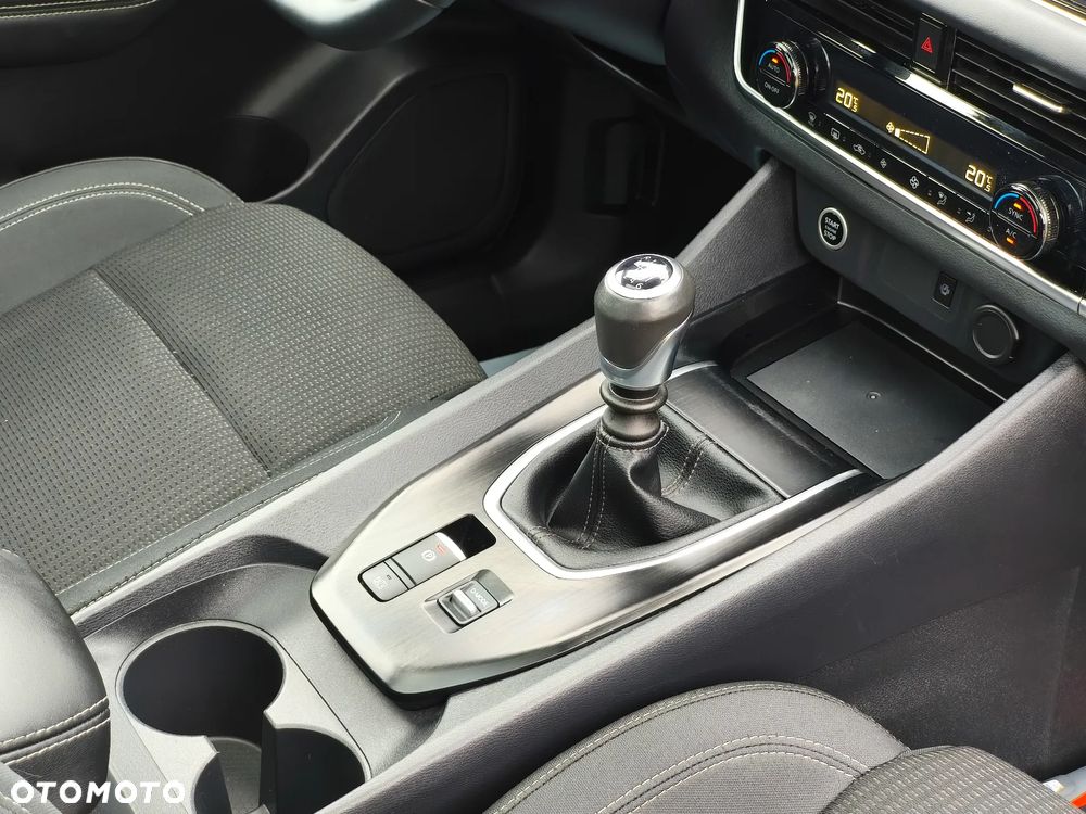 Nissan Qashqai - 21