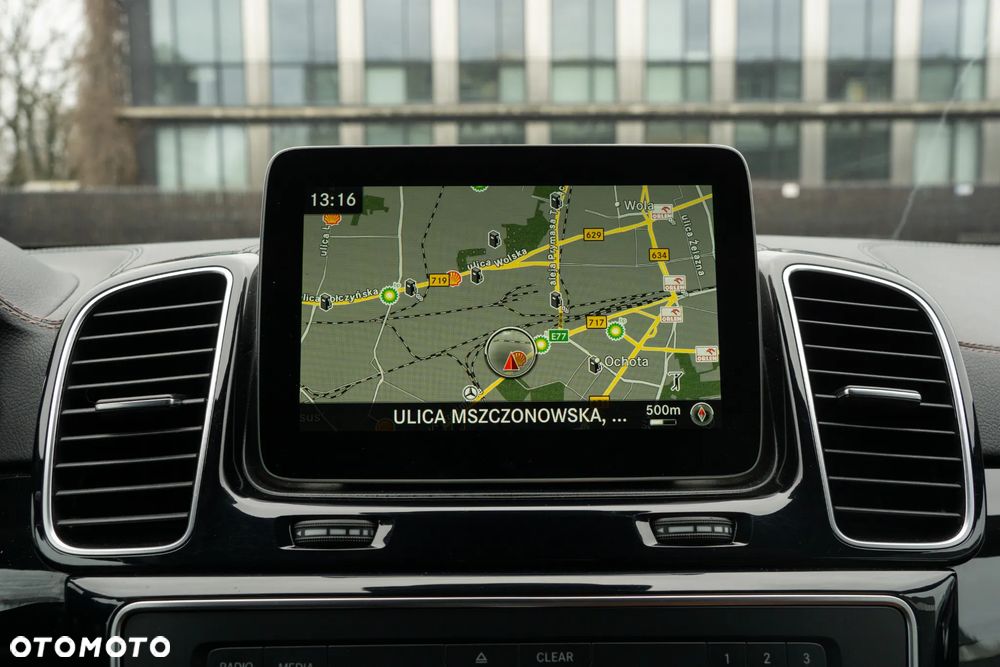 Mercedes-Benz GLE 350 d 4-Matic - 33