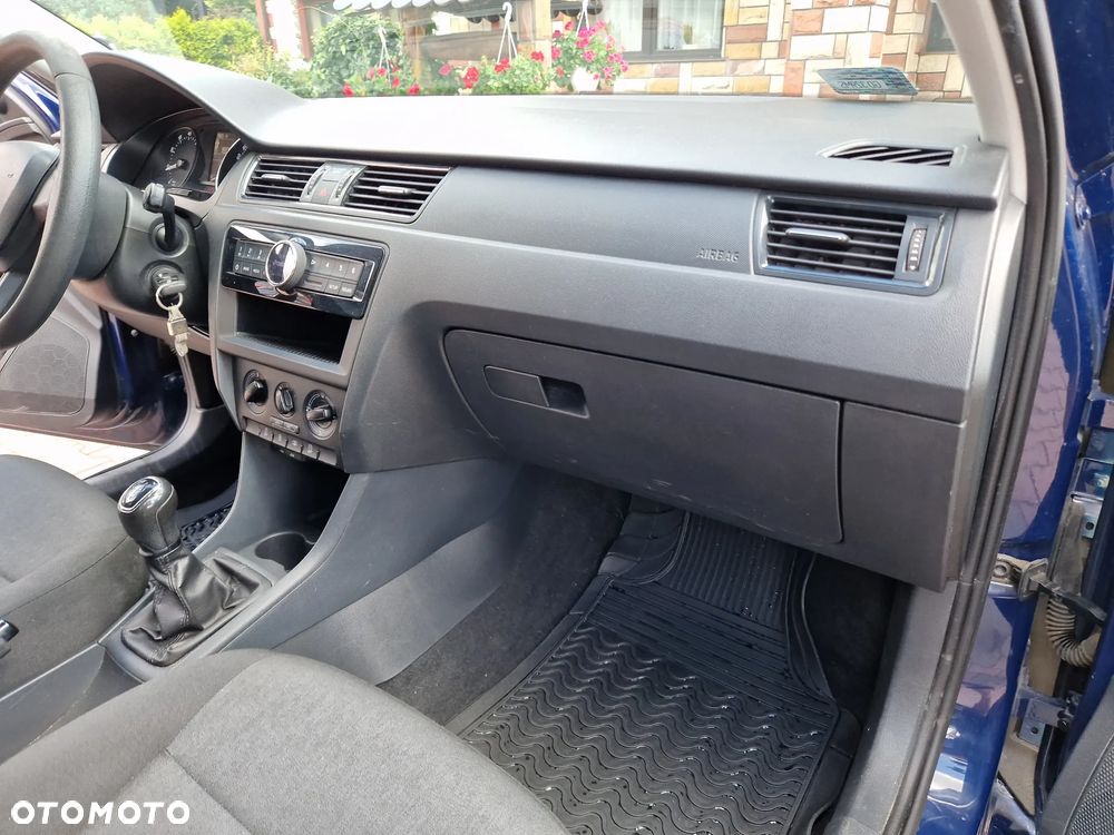 Skoda RAPID 1.2 TSI Ambition - 25