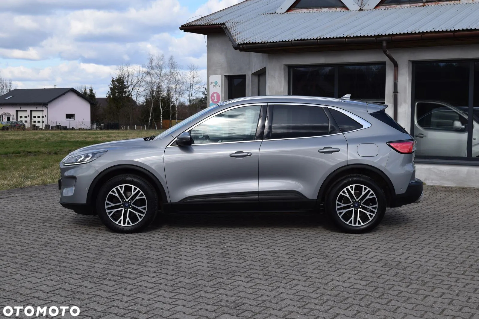 Ford Kuga 2.0 EcoBlue 4x4 TITANIUM - 3