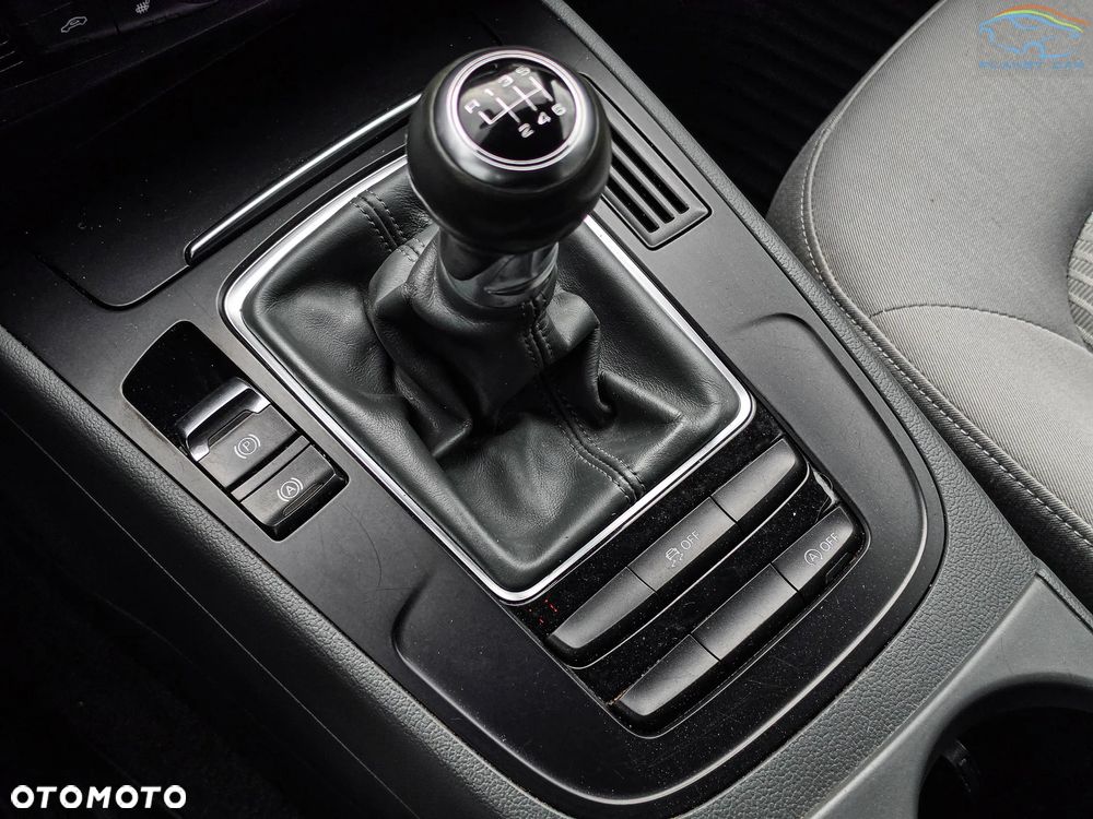 Audi A4 Limousine 2.0 TDI 112g DPF Ambiente - 30