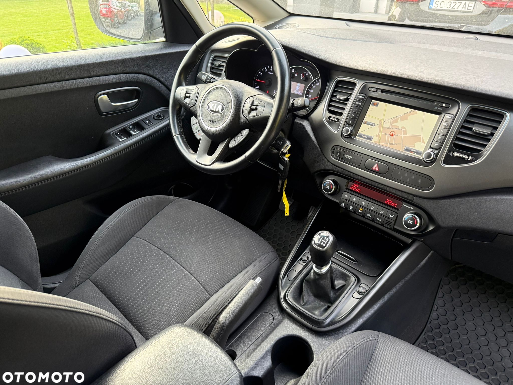 Kia Carens 1.6 GDI Dream Team Edition - 7