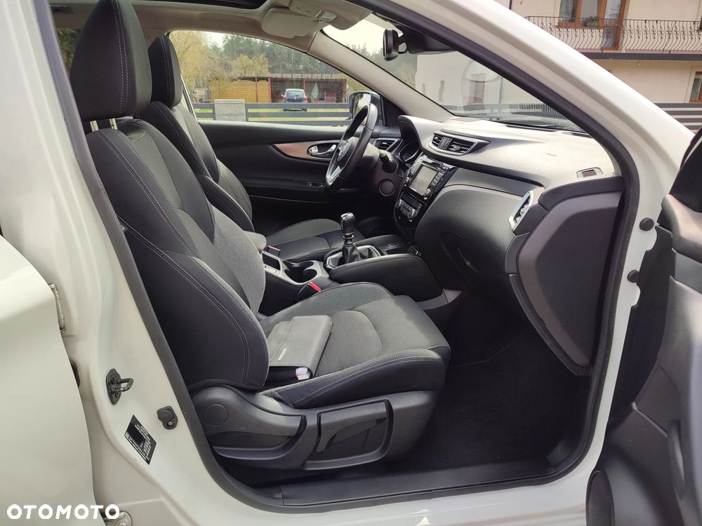 Nissan Qashqai 1.6 DIG-T 360 - 8
