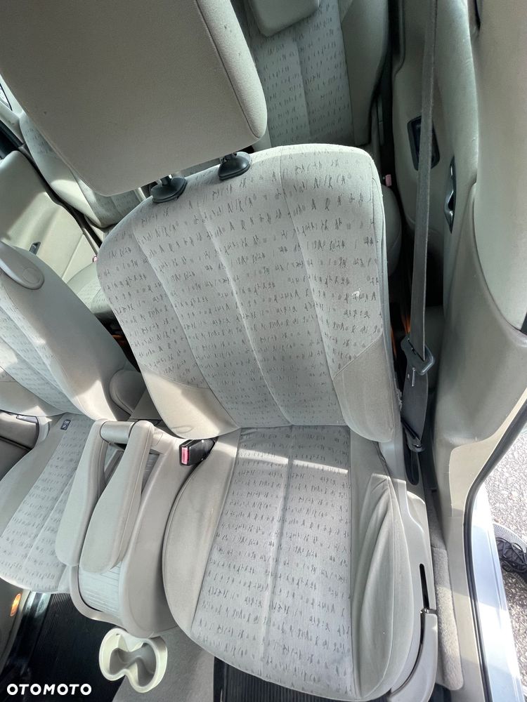Renault Scenic - 10