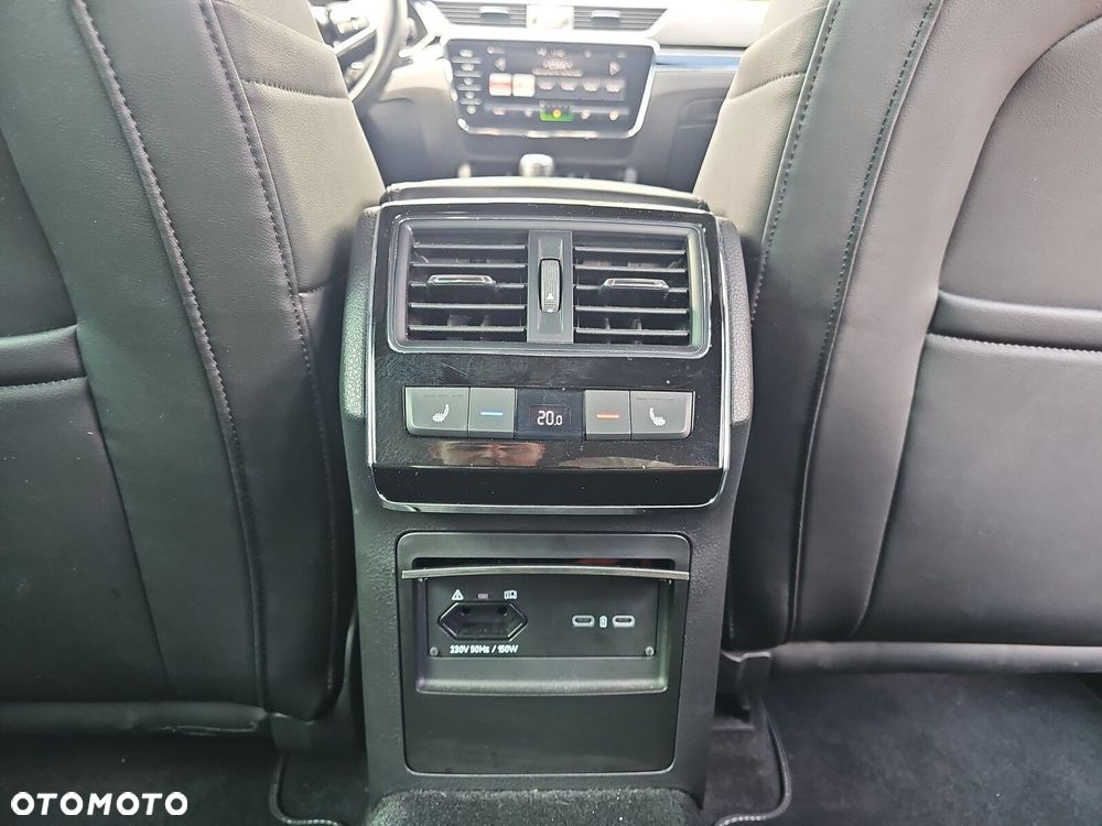 Skoda Superb 2.0 TDI DSG L&K - 17