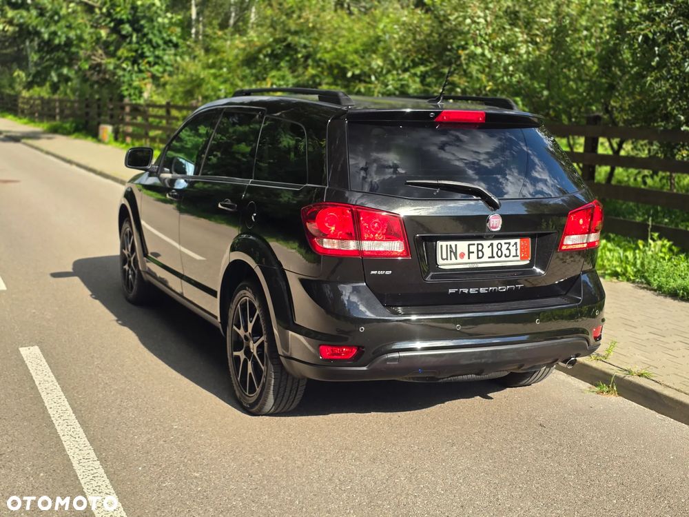 Fiat Freemont 2.0 Multijet 16V DPF Automatik Allrad Black Code - 18