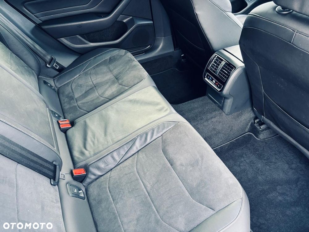 Volkswagen Arteon 2.0 TSI R-Line DSG - 22