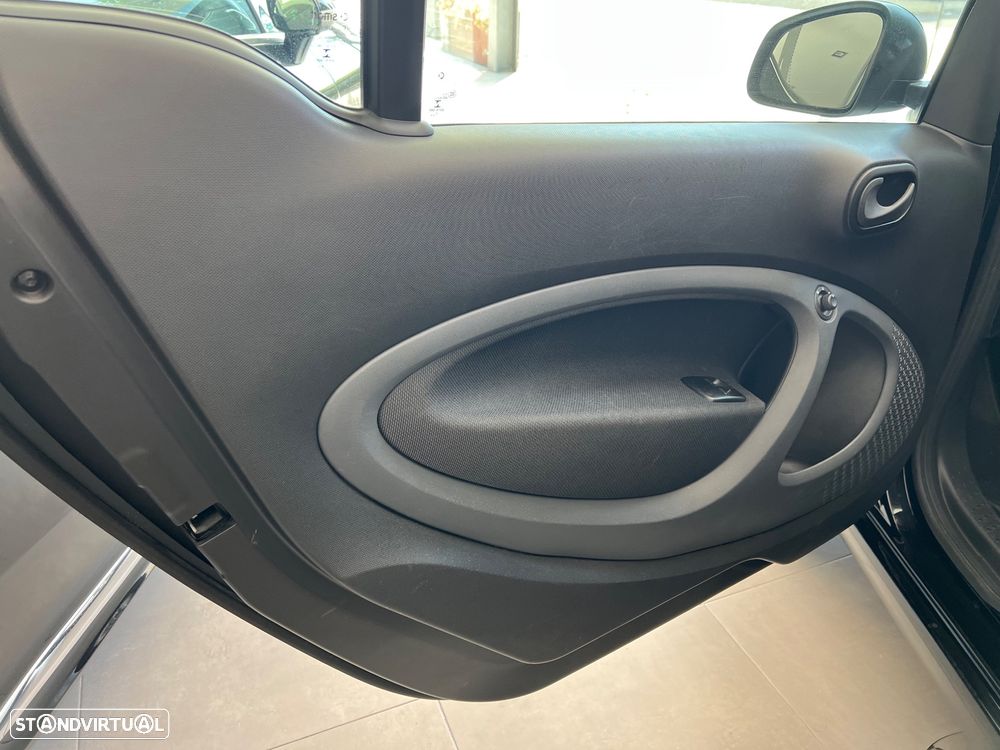 Smart ForTwo Coupé EQ passion - 13