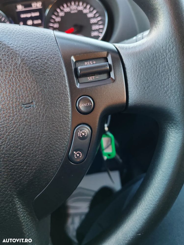 Nissan Qashqai 1.6 Acenta - 12