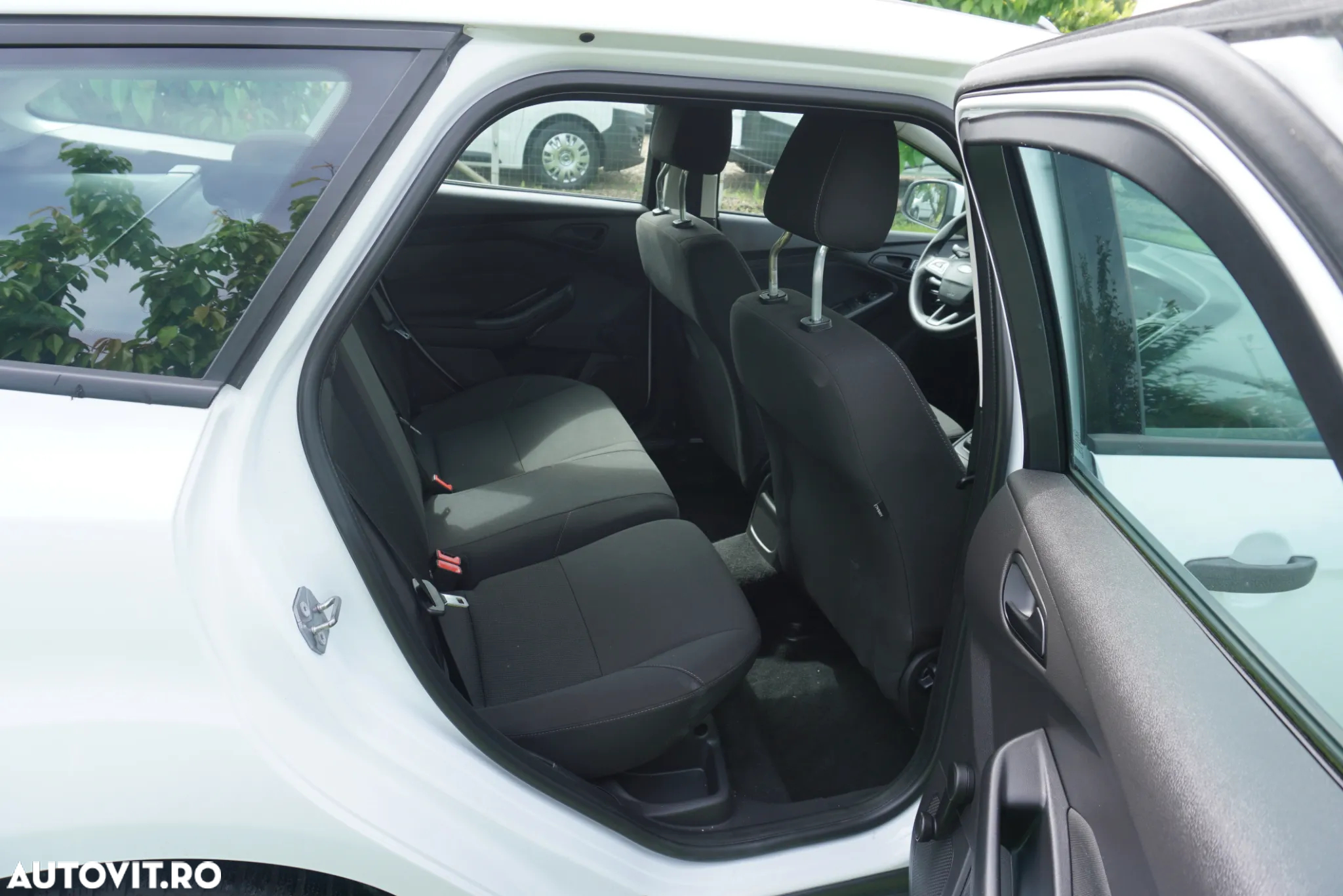 Ford Focus 1.0 EcoBoost Start Stop Trend - 12