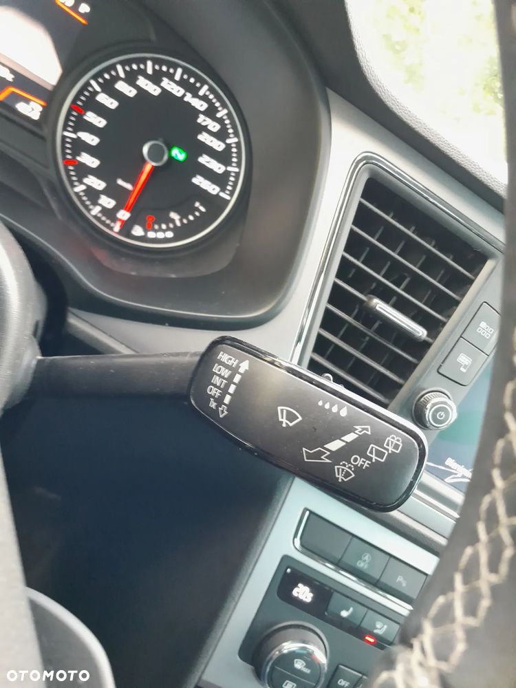 Seat Leon 2.0 TDI DPF DSG Xcellence - 20