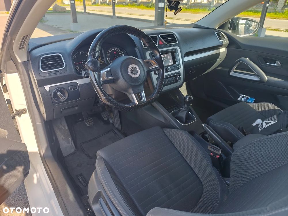 Volkswagen Scirocco 2.0 TDI - 10