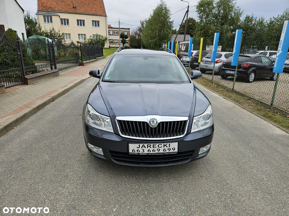 Skoda Octavia - 2