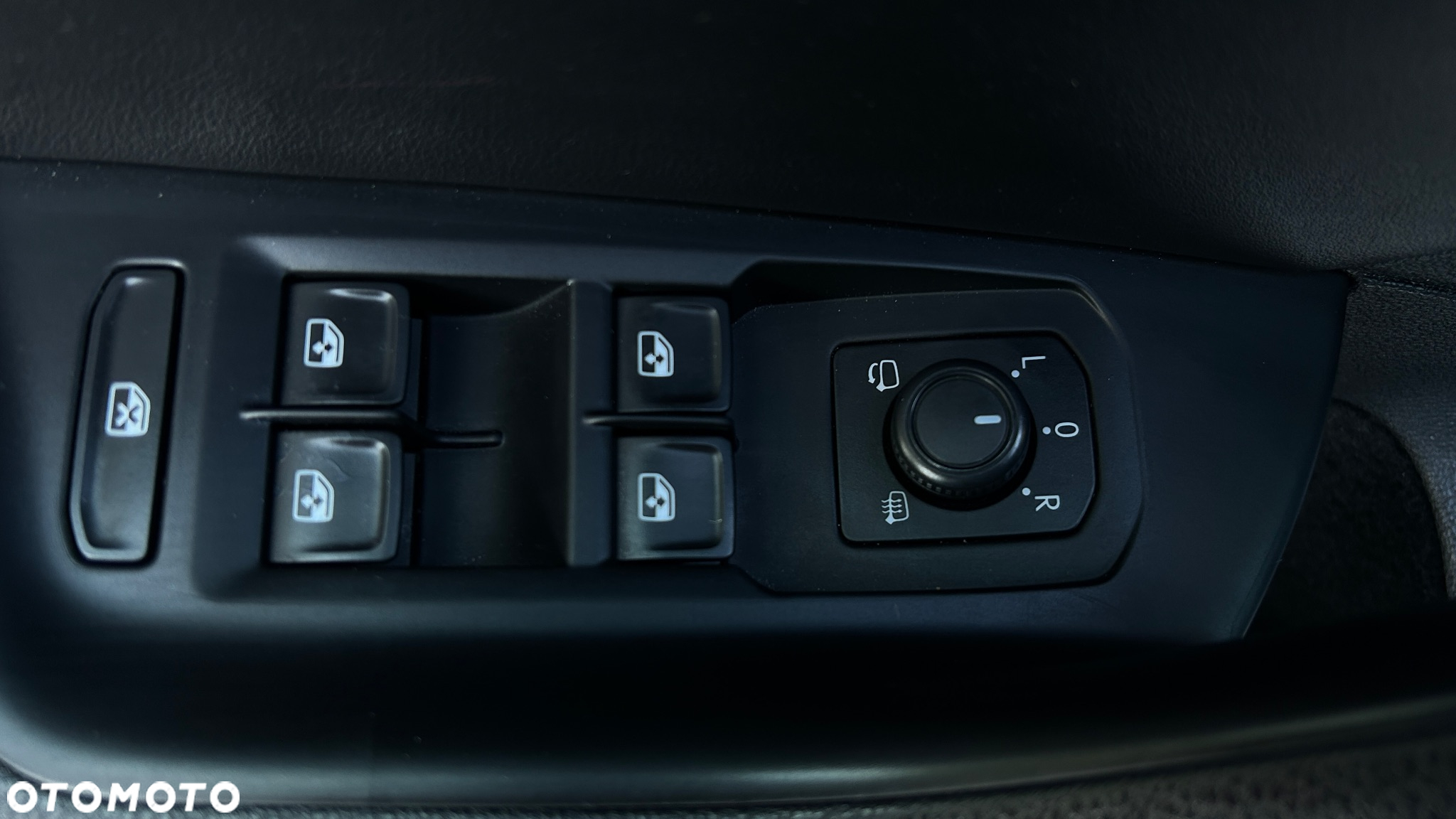 Volkswagen Arteon 2.0 TSI R-Line DSG - 39