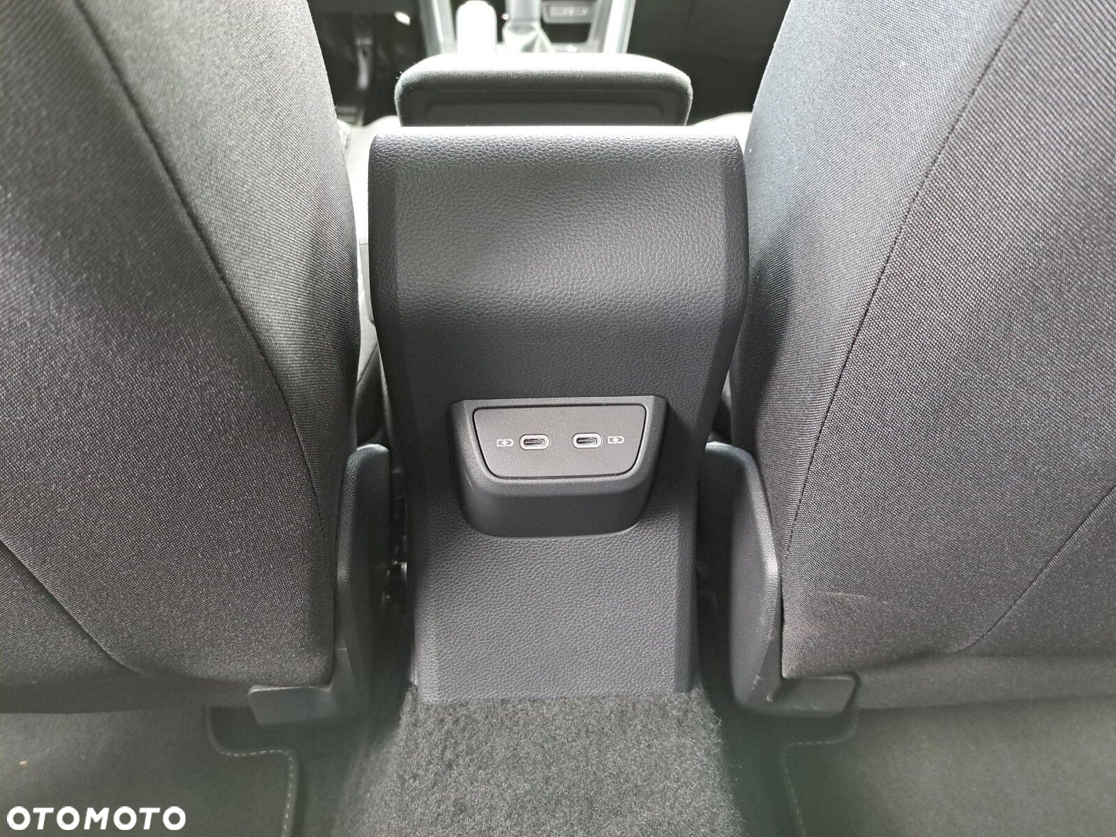 Volkswagen Taigo 1.5 TSI ACT R-Line Plus DSG - 16