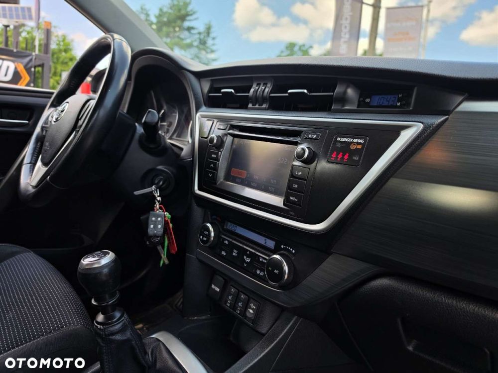 Toyota Auris - 39