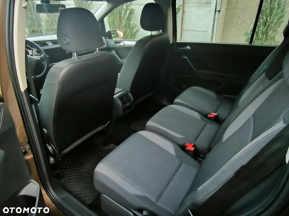 Volkswagen Touran 1.6 TDI BMT SCR Comfortline - 18