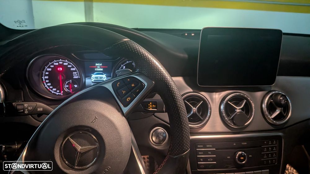 Mercedes-Benz CLA 180 d Shooting Brake AMG Line Aut. - 6