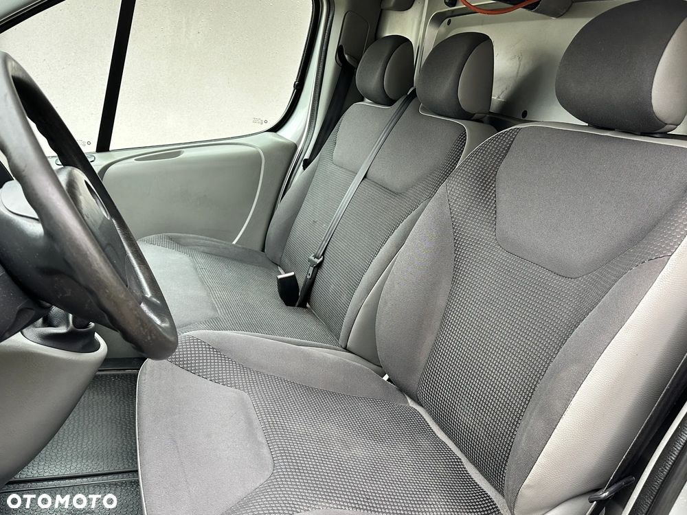 Opel VIVARO - 19