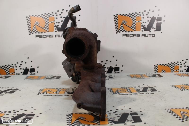 Turbo Bmw 3 (E90)  Gt1749v / 7810189C / 767379 9 / 7673799 - 3