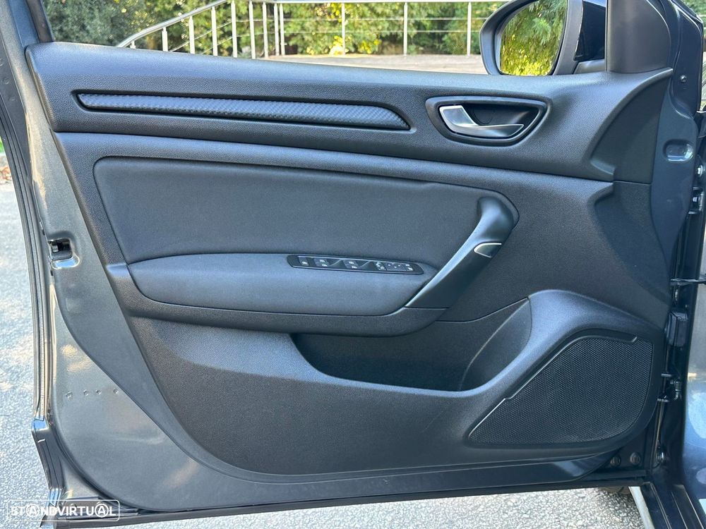 Renault Mégane Sport Tourer 1.3 TCe Limited - 7