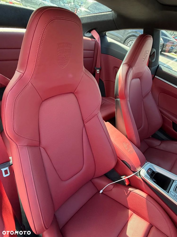 Porsche 911 Carrera - 9