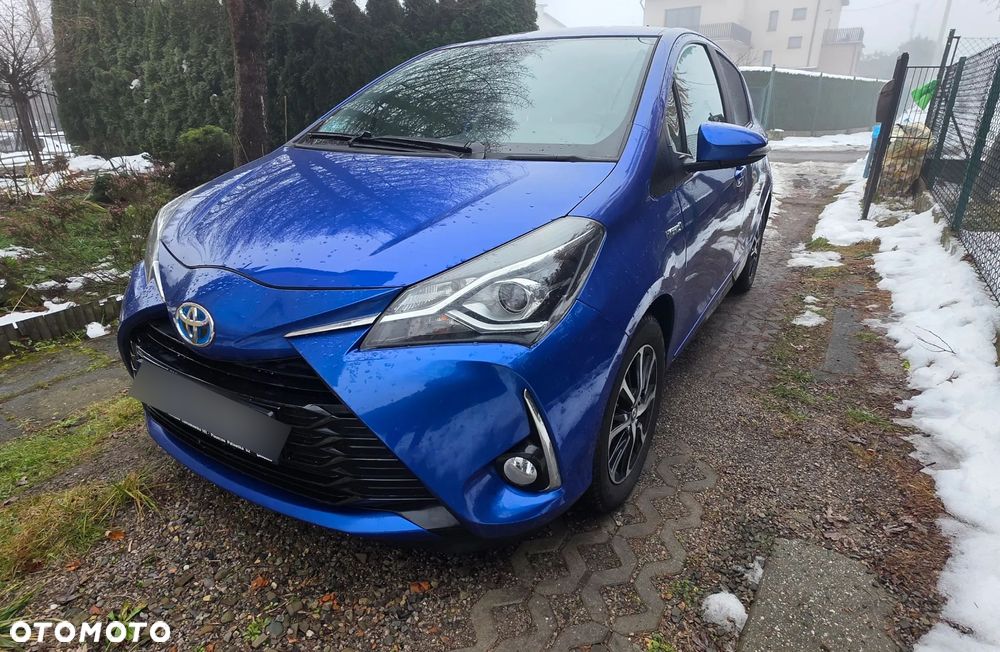 Toyota Yaris Hybrid 100 Dynamic EU6 - 2