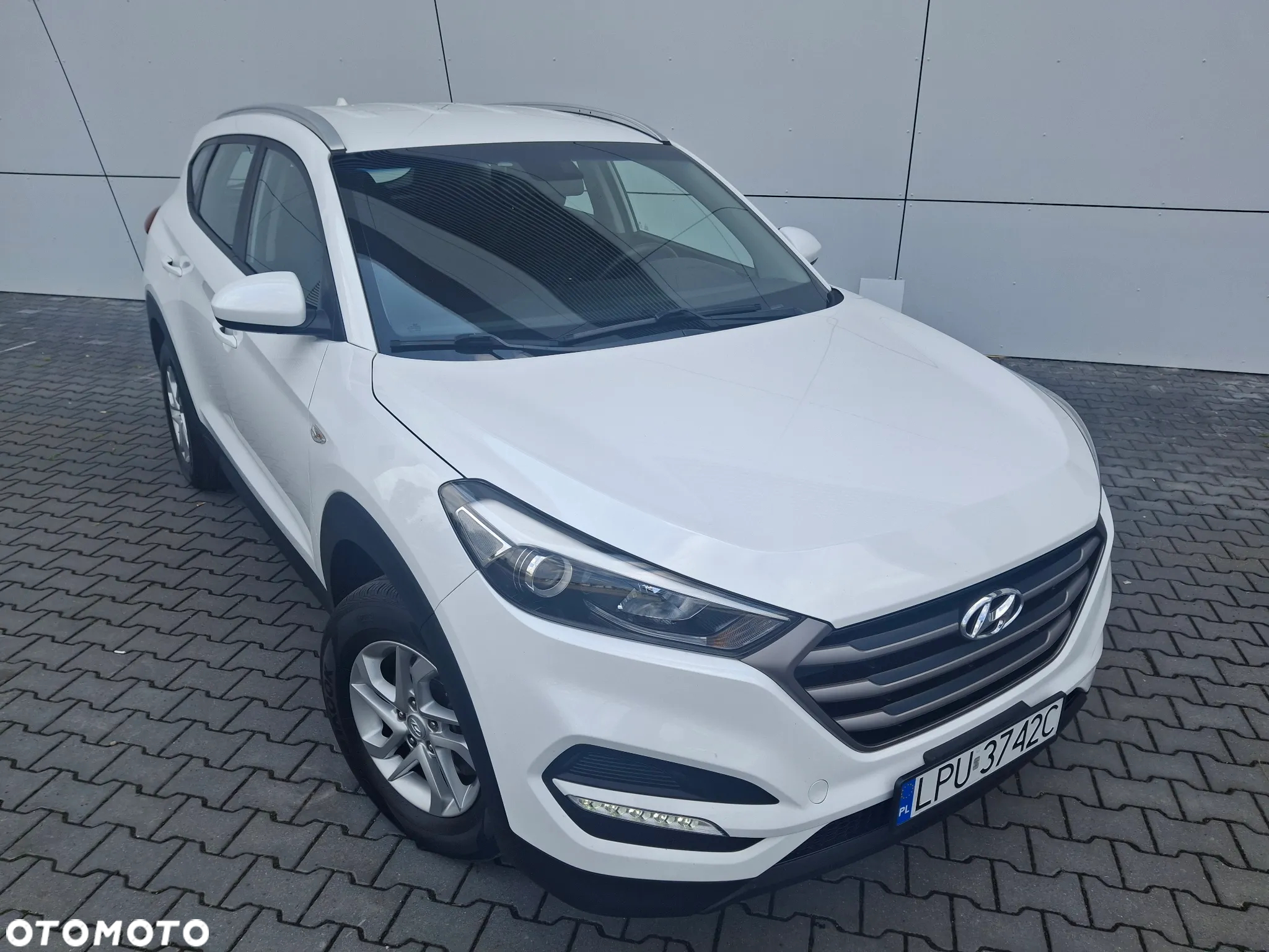 Hyundai Tucson blue 1.7 CRDi 2WD Advantage - 16