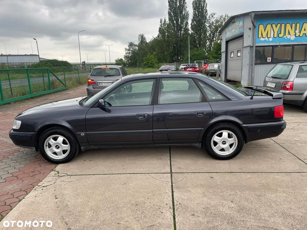 Audi 100 - 6