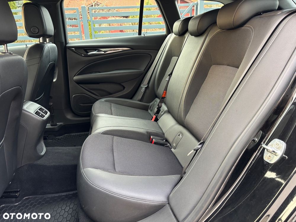 Opel Insignia 2.0 CDTI Business Elegance S&S - 35