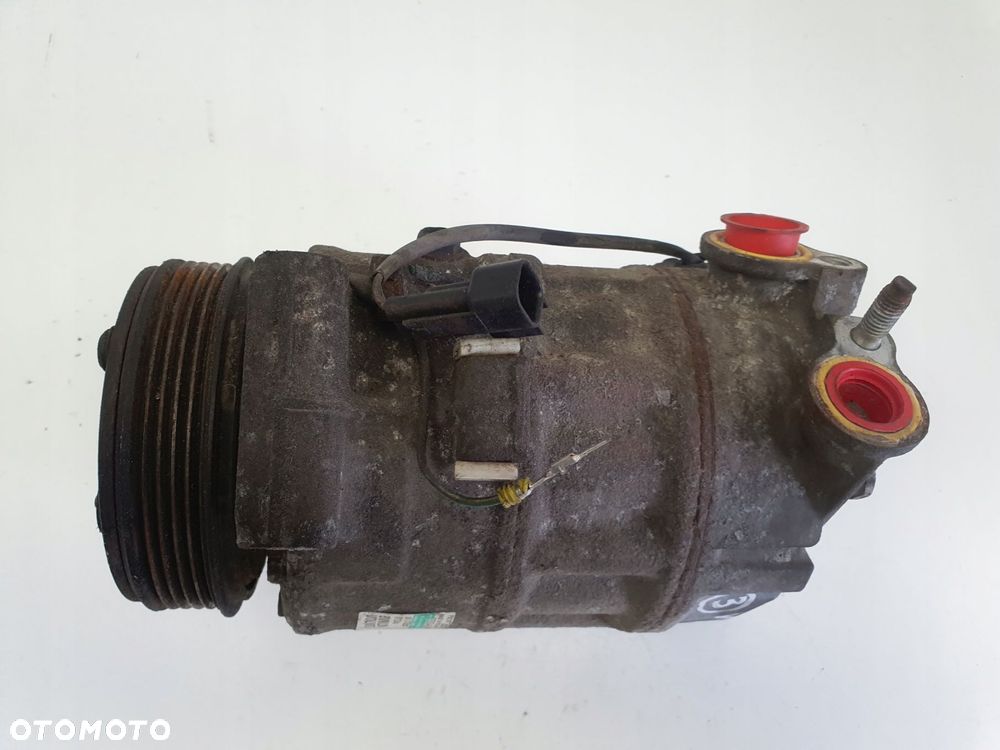 SPRĘŻARKA KLIMATYZACJI Volvo V70 III S80 II 2.4 D5 _ pompa P30630921 - 3