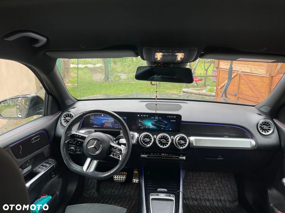 Mercedes-Benz GLB 200 d AMG Line 8G-DCT - 2
