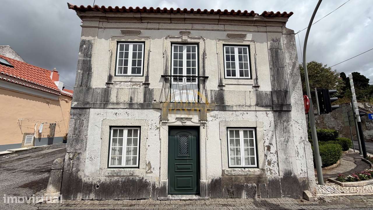Casa de Estilo Neo-Clássico com Grande Potencial, Barcarena. - Grande imagem: 2/23