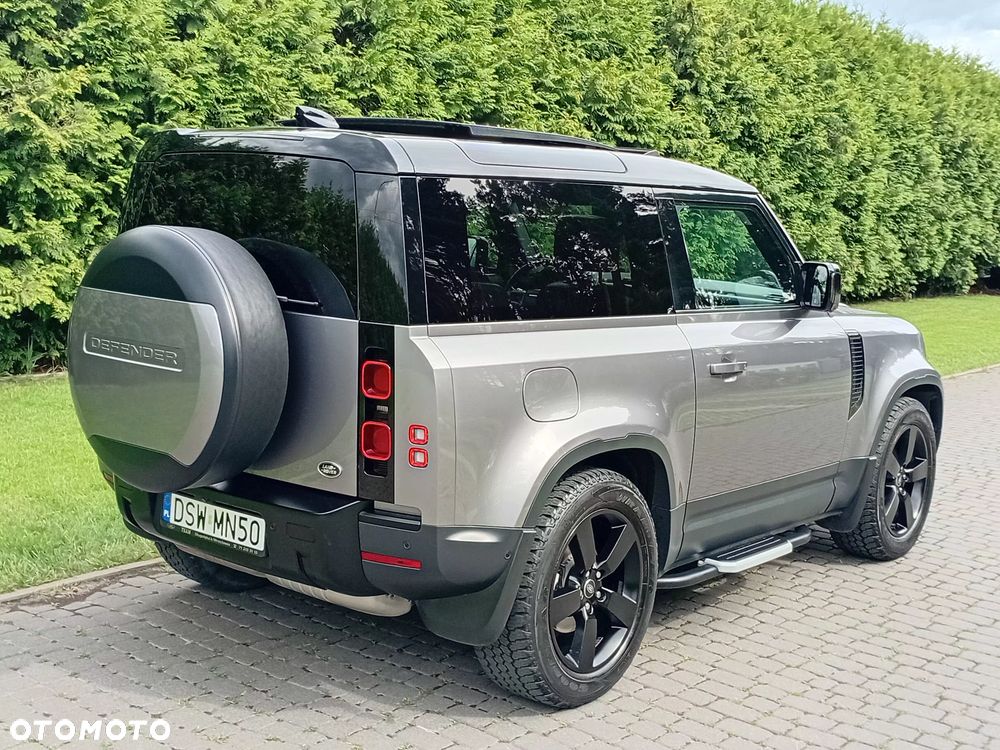 Land Rover Defender 3.0 D250 mHEV - 31
