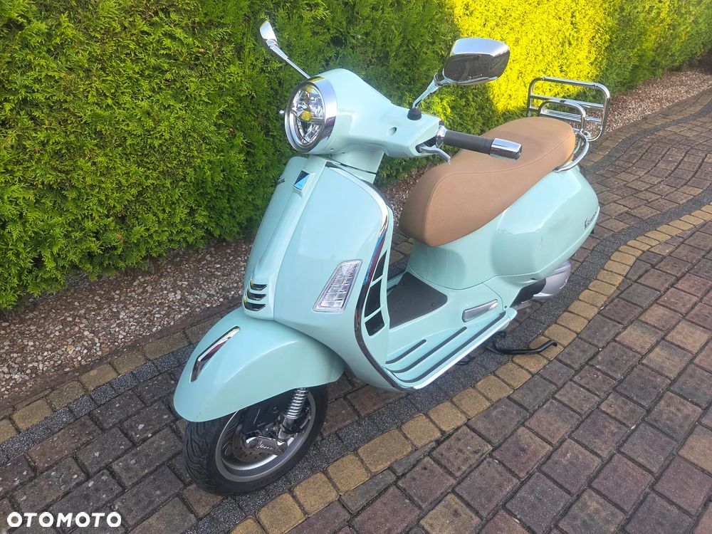 Vespa GTS - 1