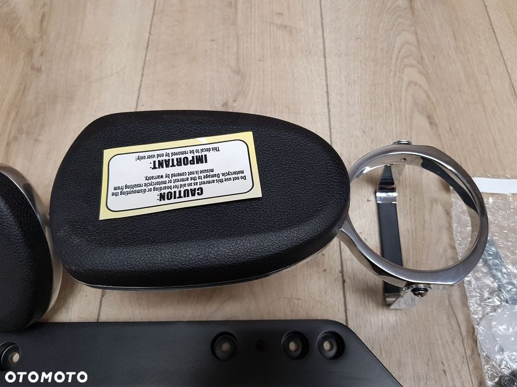 Podłokietniki pasażera Kuryakyn 8959 Harley Davidson Tri Glide - 6