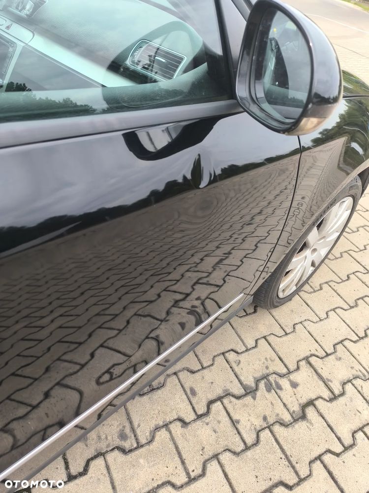 Volkswagen Passat - 8