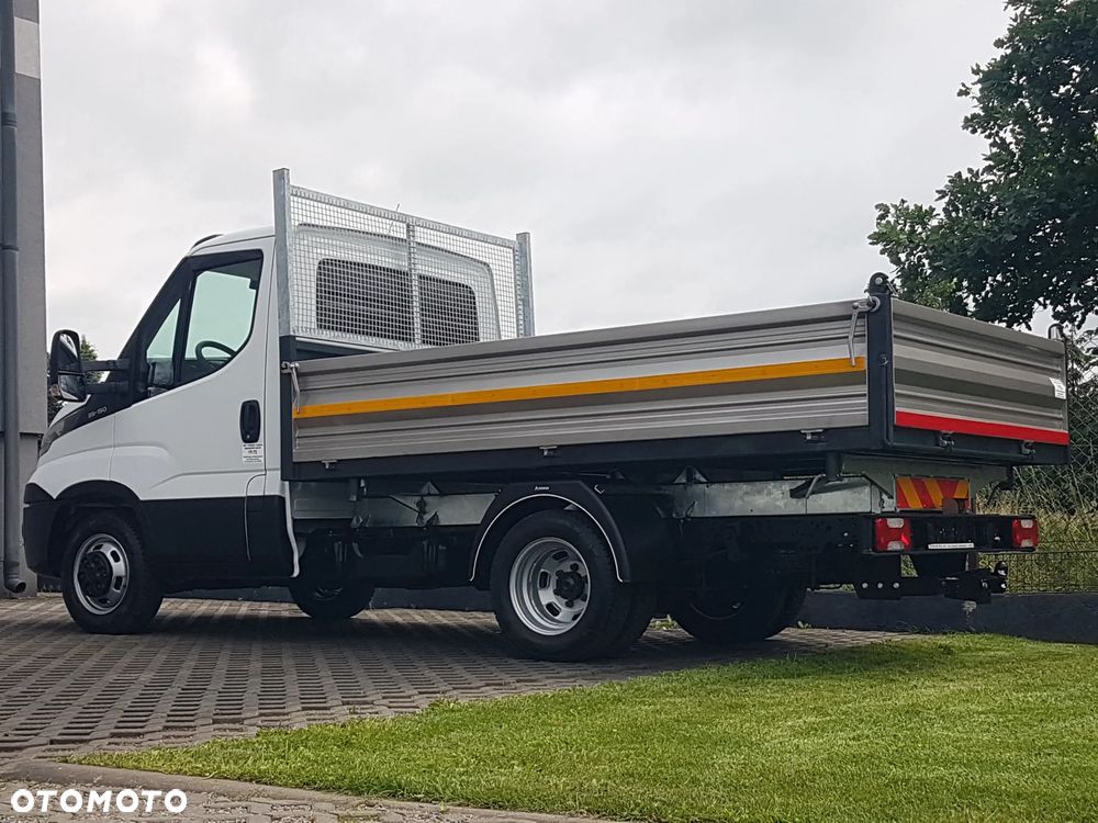 Iveco 35C15 WYWROTKA 3 STRONNA KIPER 3,20x2,06 BLIŹNIAKI KLIMA MANUAL 6-BIEGÓW HAK - 28