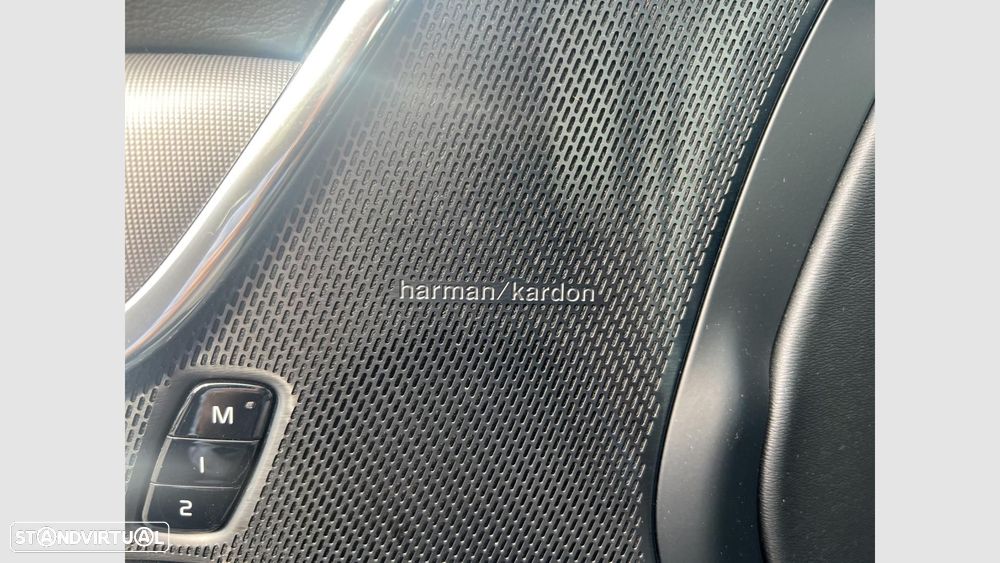 Volvo V90 2.0 T6 PHEV Plus Dark AWD - 16