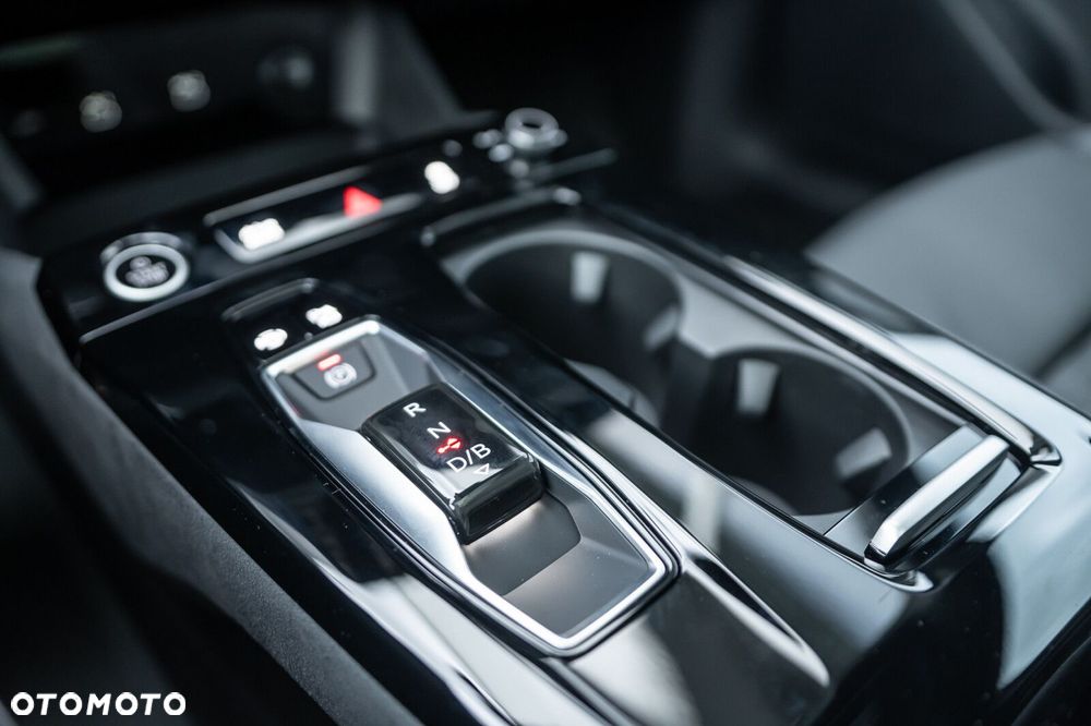 Audi A6 Sportback e-tron - 18