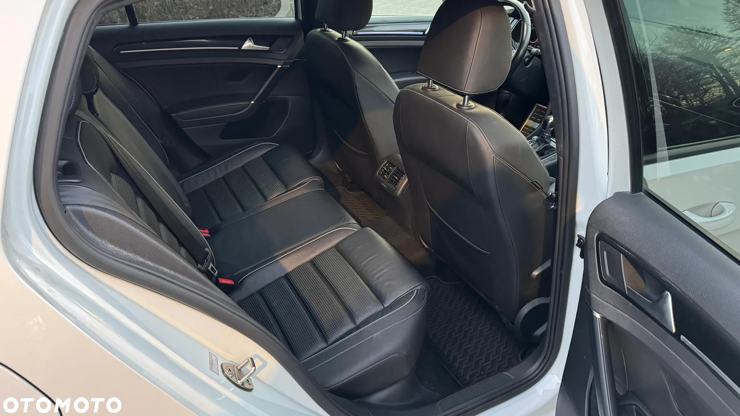 Volkswagen Golf VII 2.0 TSI 4Mot R DSG - 21