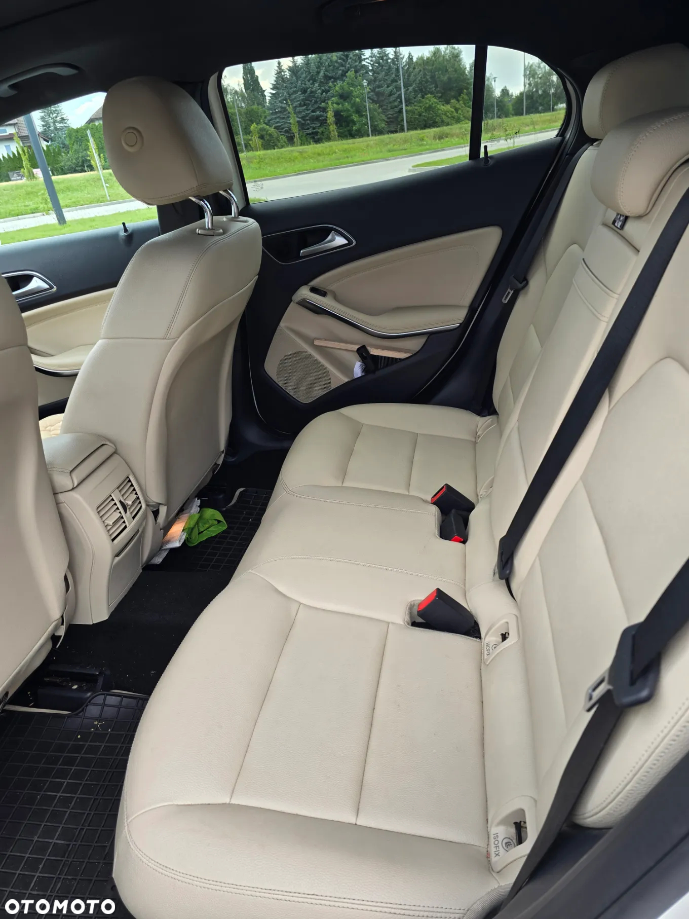 Mercedes-Benz GLA 250 4-Matic - 8