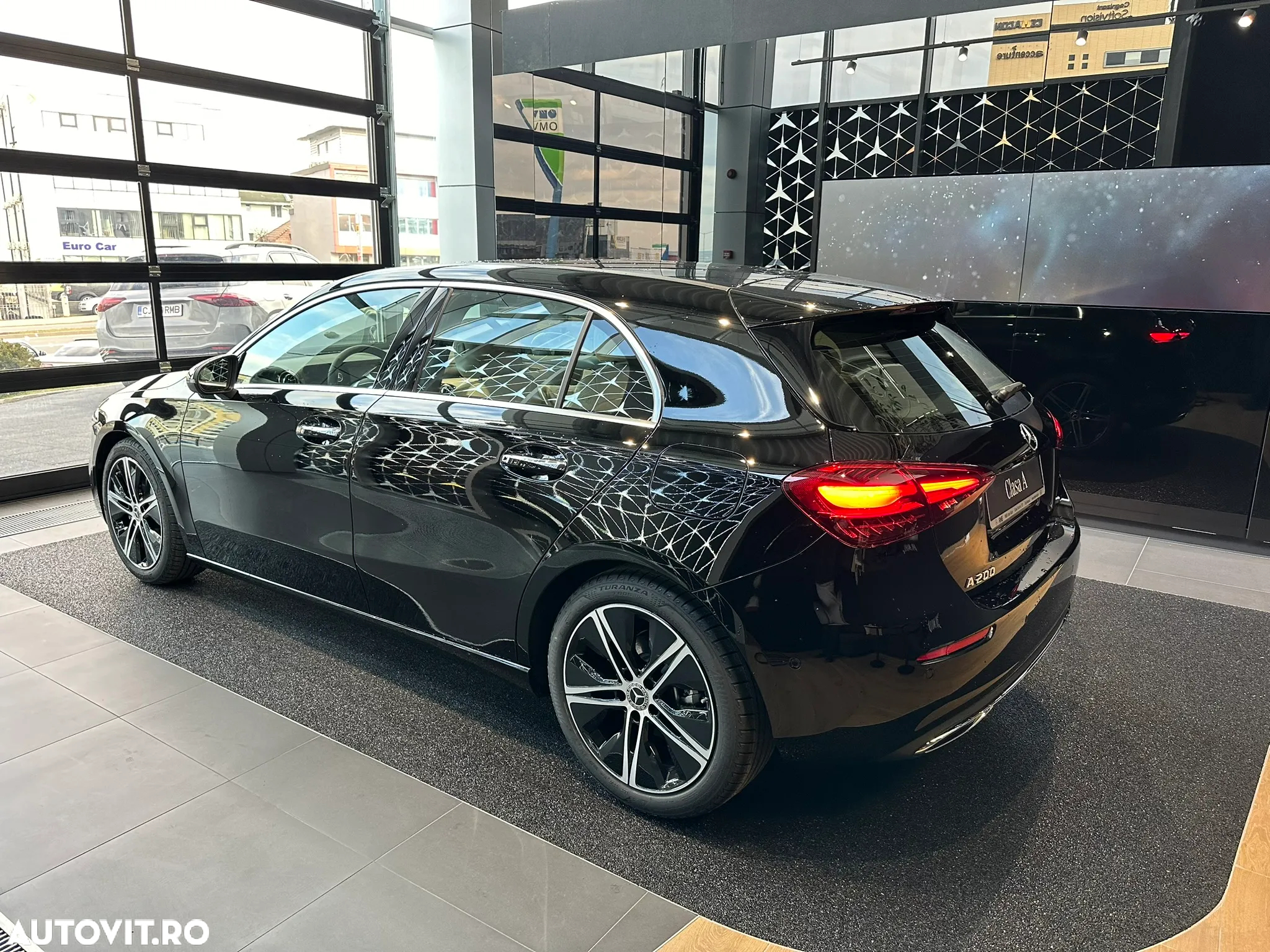 Mercedes-Benz A 200 7G-DCT - 3