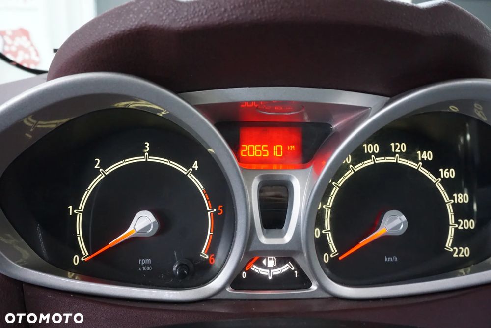 Ford Fiesta 1.4 TDCi - 22