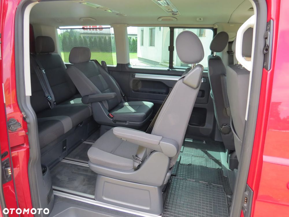 Volkswagen Multivan - 19